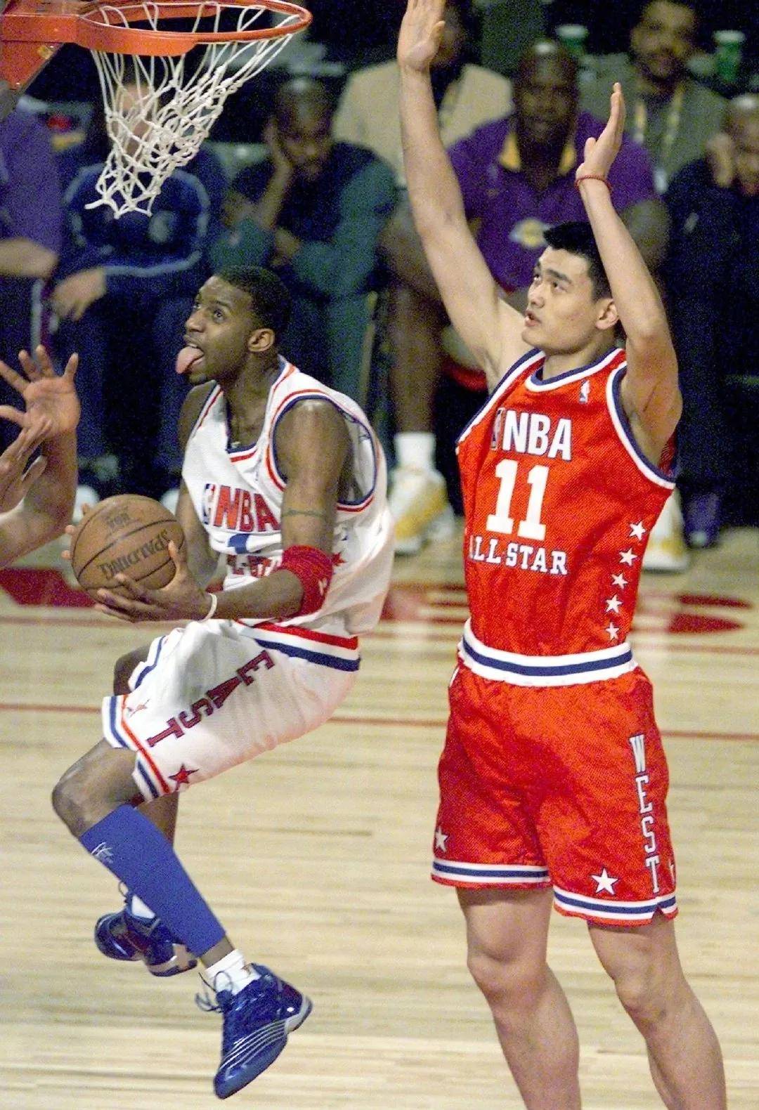 赛地聚焦：NBA常规赛国际比赛日热度飙升；马赛扳平良机；气氛紧张；临场指挥获称赞的简单介绍