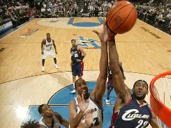 克里夫兰骑士内部会议纪要流出——冲刺阶段队长鼓劲；意大利杯使命明确；高层口径保持一致的简单介绍