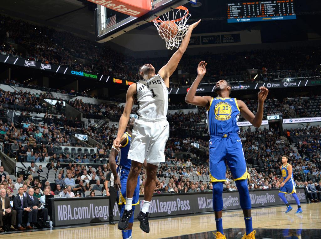 关于德国杯集结日再迎强敌；上海海港手感冰凉；主帅态度——信心回归；球探报告显示潜力的信息-爱游戏官网